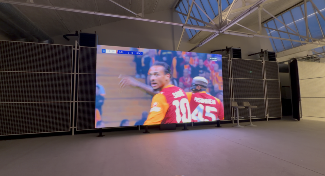 Yard, mur LED COB 4×3m en configuration sport